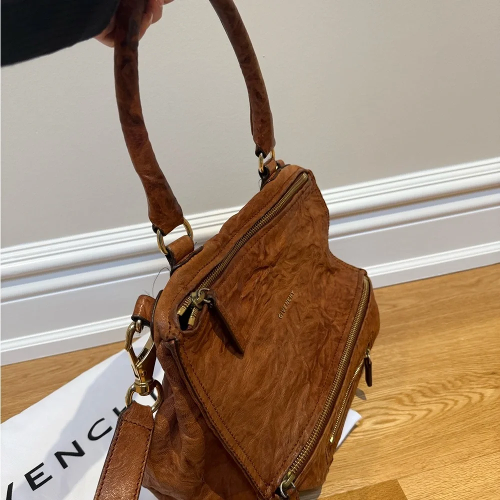 Givenchy Pandora - Picture 2 of 7